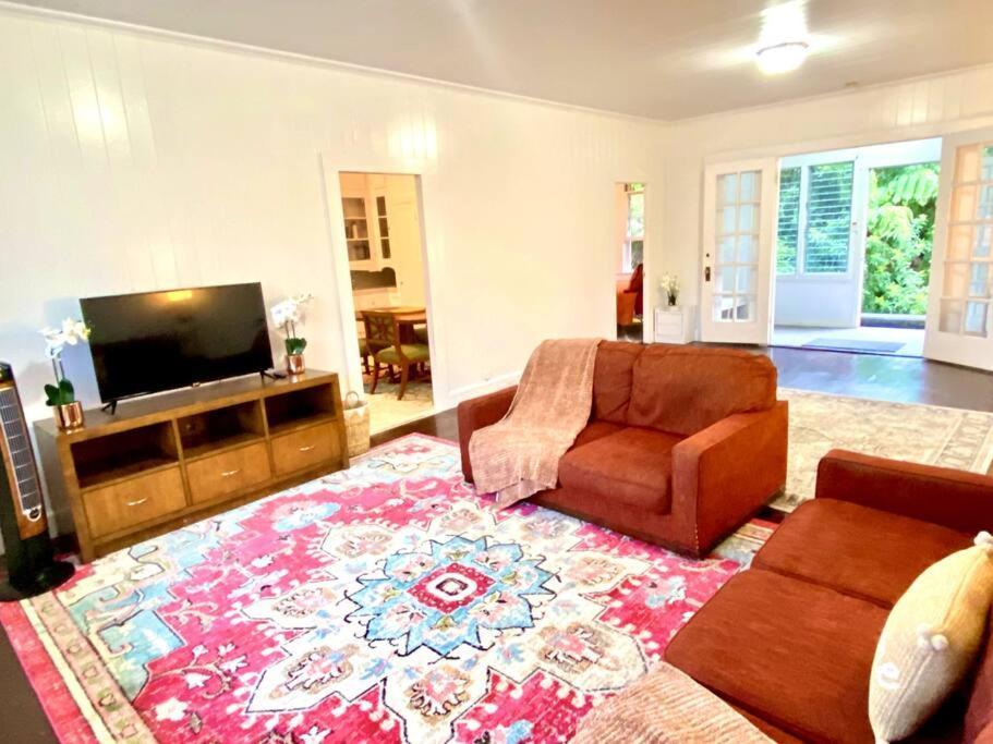 Your Hilo Homebase - Lovely 3 Bedroom In Heart Of Hilo With Ac! Esterno foto
