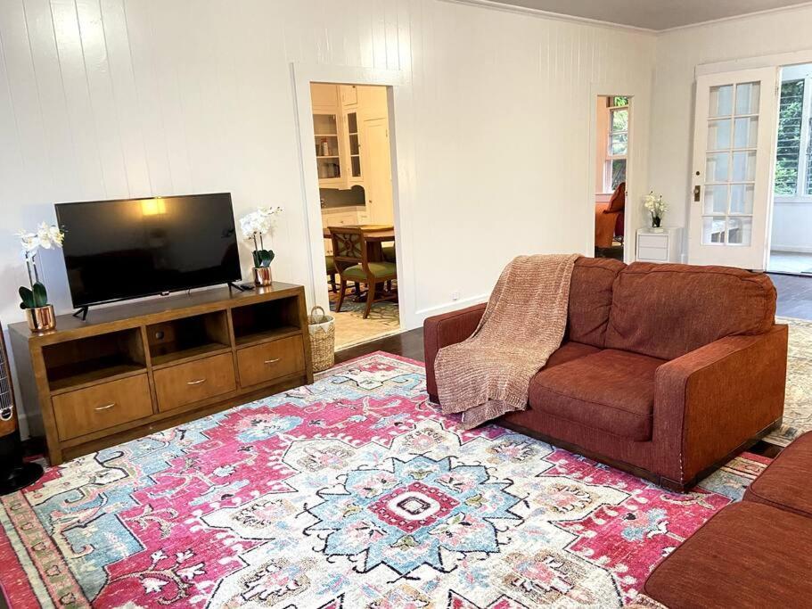 Your Hilo Homebase - Lovely 3 Bedroom In Heart Of Hilo With Ac! Esterno foto