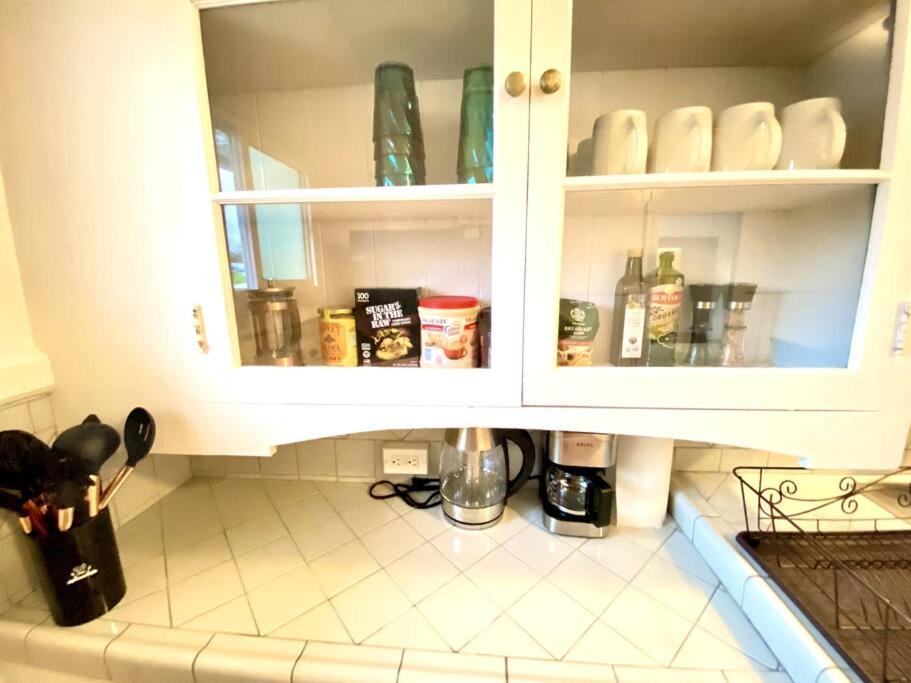 Your Hilo Homebase - Lovely 3 Bedroom In Heart Of Hilo With Ac! Esterno foto